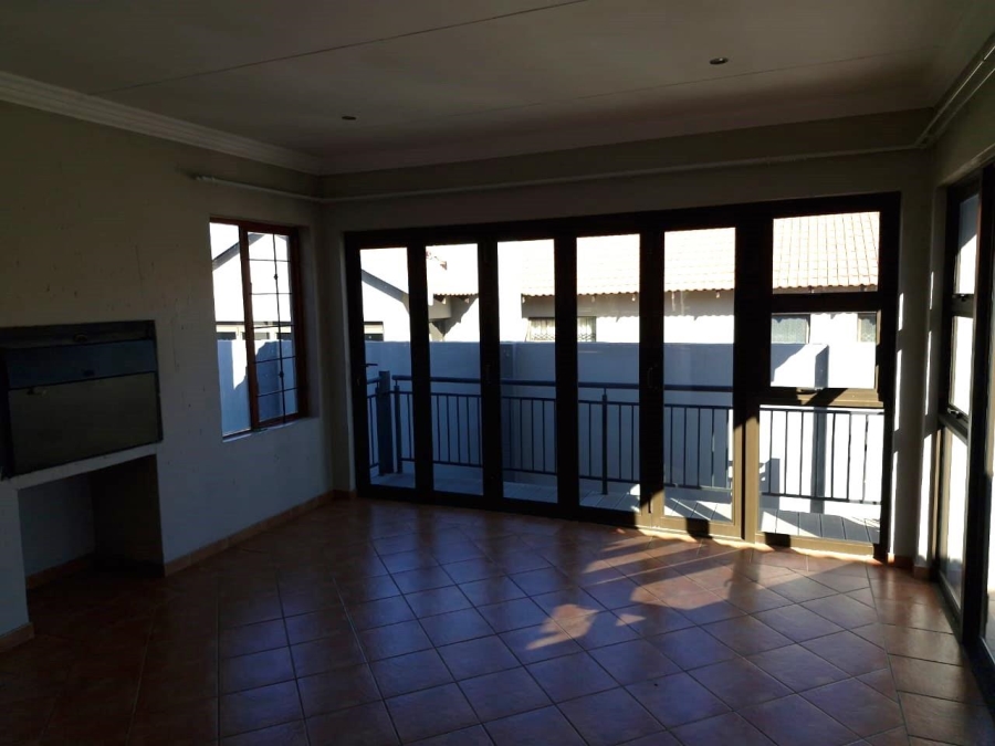 3 Bedroom Property for Sale in Melodie North West
